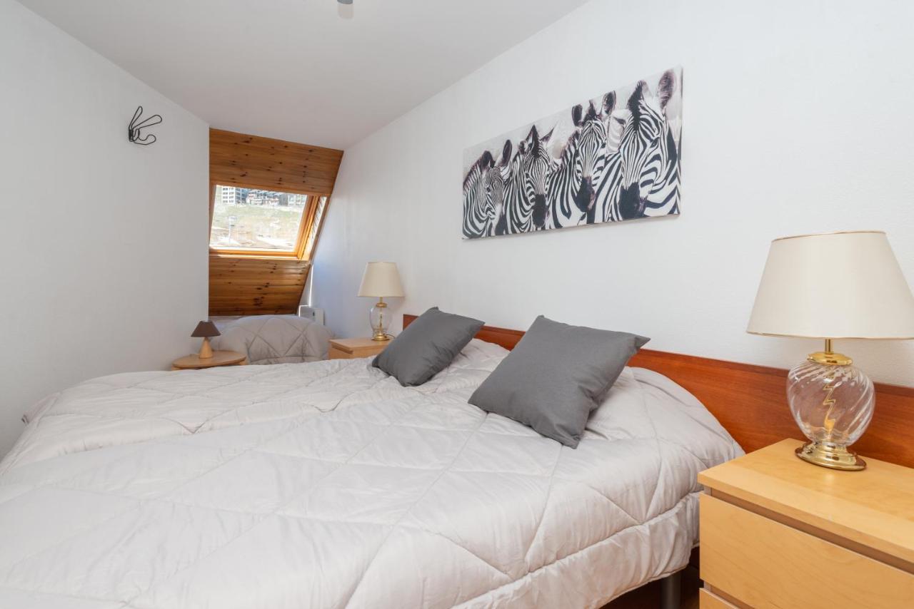 Apartamentos Pie De Pistas Mikka 3000 Pas De La Casa Luaran gambar