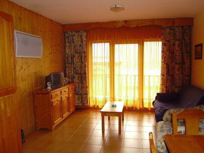 Apartamentos Pie De Pistas Mikka 3000 Pas De La Casa Luaran gambar